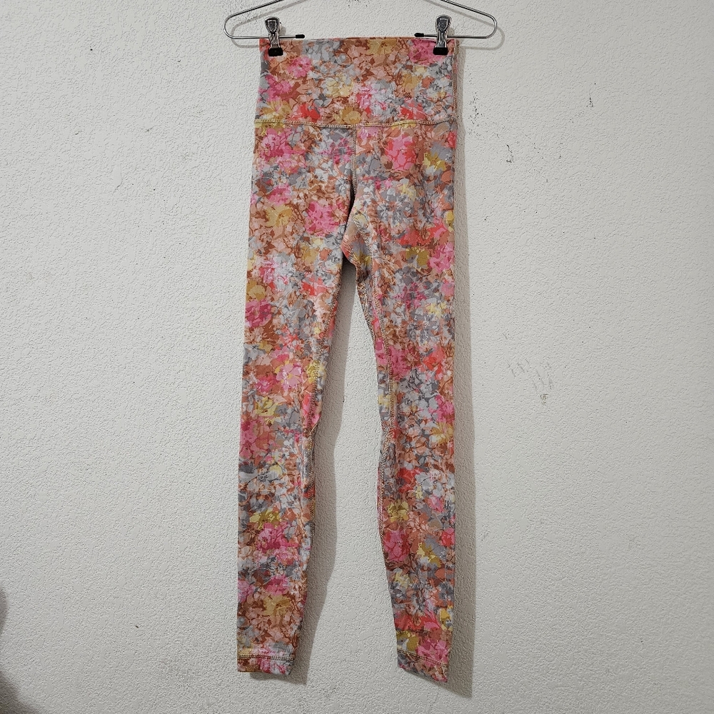 Lululemon Athletica Align Leggings woman’s Size 4